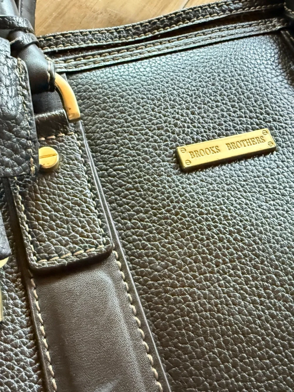 Brooks Brothers Brown Pebbled Leather Briefcase Messenger Bag With Lock and Key
